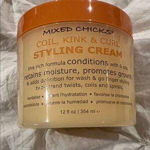 Mixed Chicks coil kink & curl styling cream